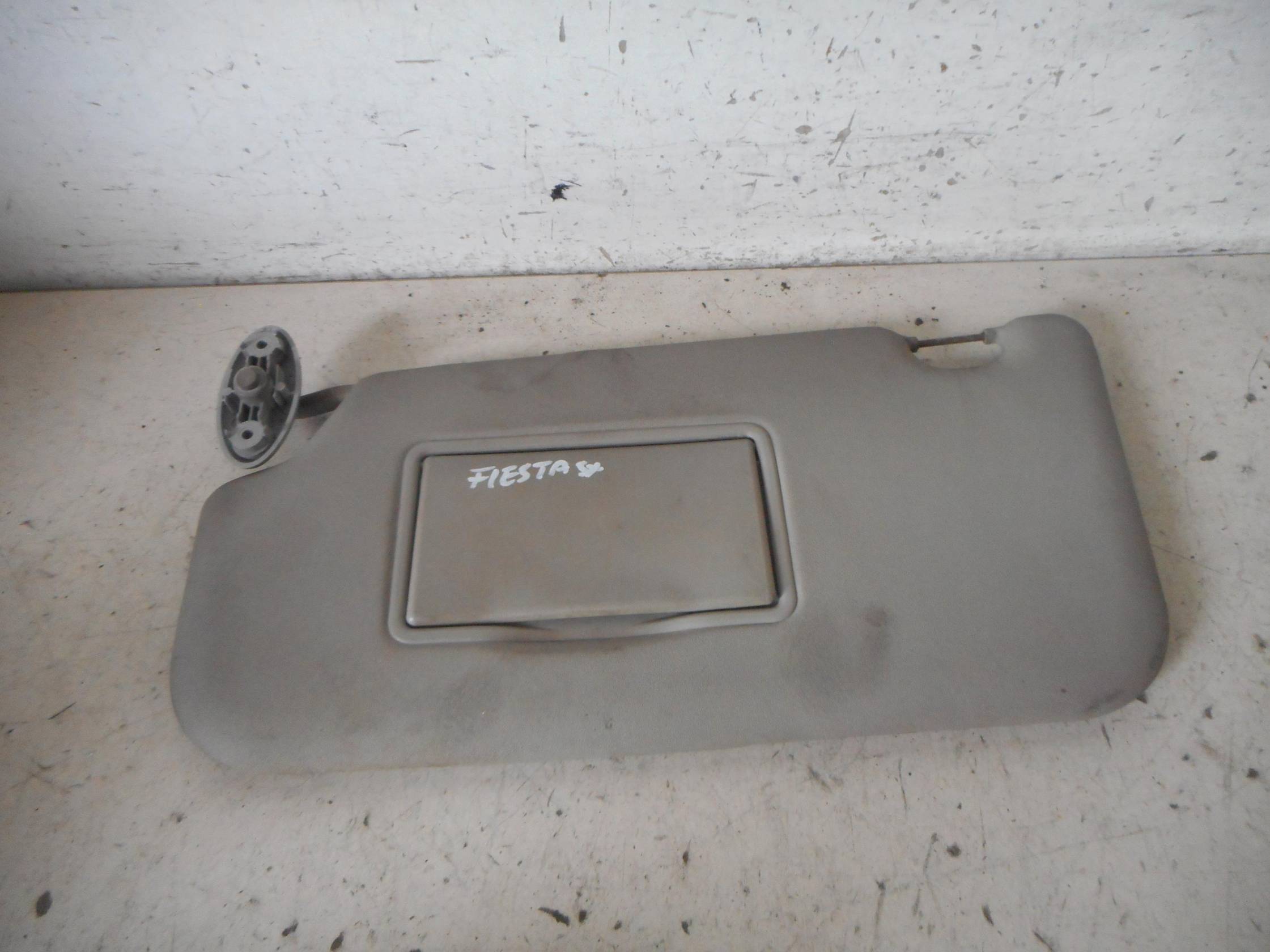 Aletta parasole parabrezza sx.